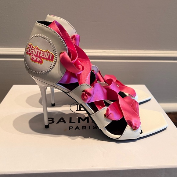 NWT RARE Balmain Exclusive Barbie Collection Patent Leather Lace Up Heels, 38 - Picture 5 of 13
